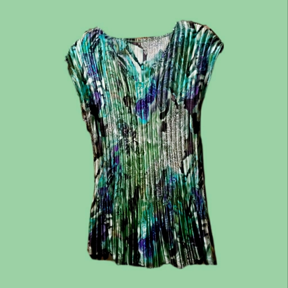 Beautiful Satiny Pleated Sleeveless Floral Green And Purple Print Top